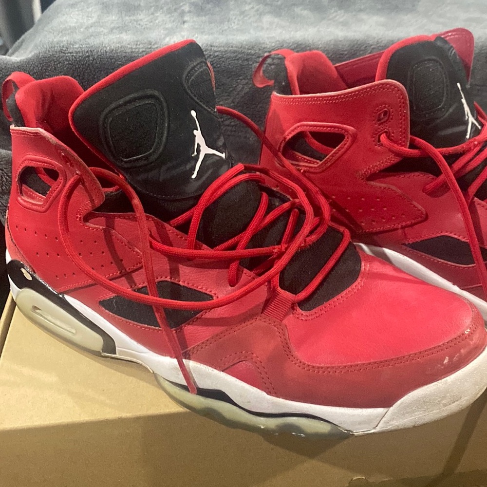 Jordan basketball shoes size 11